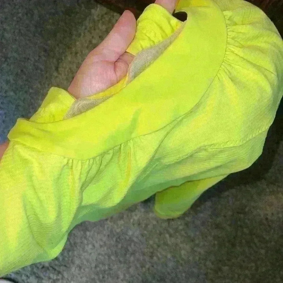 Lululemon Scoop Me Up Tank
Tonka Stripe Split Pea/Heathered Split Pea/Split Pea - Picture 15 of 15